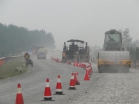 灾后重建：葛店G316国道改造工程加紧施工