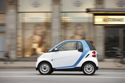 共享电动汽车驶入梁子湖区啦