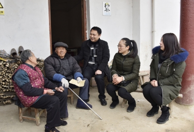 东沟镇走访慰问退伍老兵