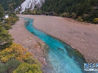 九寨沟“生态修复”中孕育美景