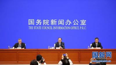 政府工作报告起草组揭秘：这个词为何在报告中出现39次，今年为何没提GDP具体目标···