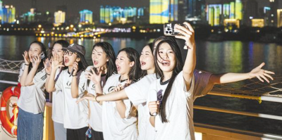 "武汉，你到底还有多少惊喜！”
