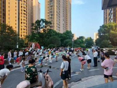 文汇社区：“暑假早起有惊喜”公益晨跑活动