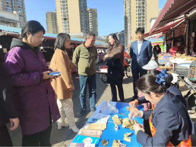 残币回收显担当 银行服务守初心——人行鄂州市分行联合鄂州农商银行联合开展残损人民币回收专项活动