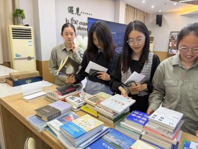 国网鄂州市梁子湖区供电公司职工书屋摘得“国字号”荣誉