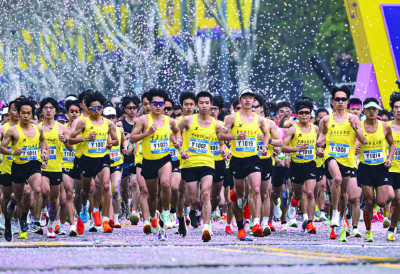 首席记者谈首季经济|春暖花开竞争艳——从湖北感知中部经济发展脉动