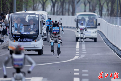“打造全国数智经济一线城市”加速成势，武汉多模态大模型“能干活”了