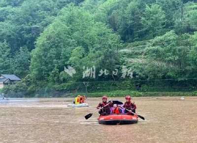 凌晨突遭暴雨，30分钟全部救出！记者赶赴宜昌雨最大的村，这里现在情况怎么样了？