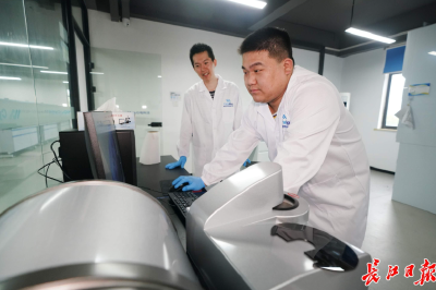 这批中国90后科学家挑大梁，实现颠覆性突破