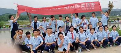 曾感动全网的“板凳男孩”，顺利完成高考！