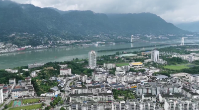 三峡工地旁，飘出咖啡香