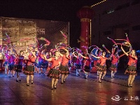 来凤县2016年迎国庆：全民健身广场舞（摆手舞）大赛