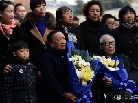 南京举行南京大屠杀死难者遗属家庭祭告活动