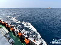中越海警举行2017年首次北部湾共同渔区海上联合检查