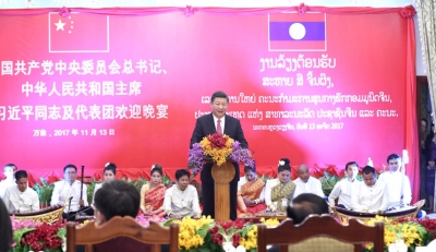 习近平出席老挝人民革命党中央委员会总书记、国家主席本扬举行的欢迎宴会  