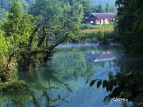 董家河，大自然最灵动的“盆景”