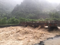 强降雨致鹤峰县受灾严重