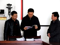 王小平：认真学习贯彻六中全会精神把精准扶贫工作落到实处
