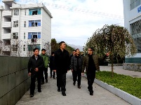 王小平：认真学习贯彻六中全会精神把精准扶贫工作落到实处