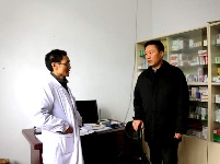 王小平：认真学习贯彻六中全会精神把精准扶贫工作落到实处