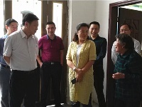 省易地扶贫搬迁调研组来鹤调研易地扶贫搬迁工作
