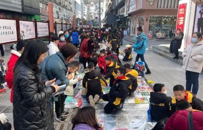 鹤峰：“跳蚤市场”课外特色实践赋能花样童年