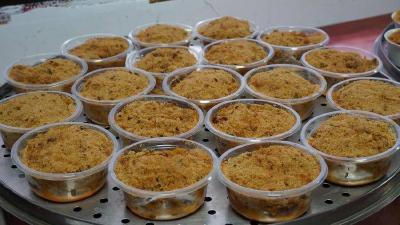 恩施鹤峰：一碗蒸扣 用肉的丰腴和菜的清甜期盼春节团圆