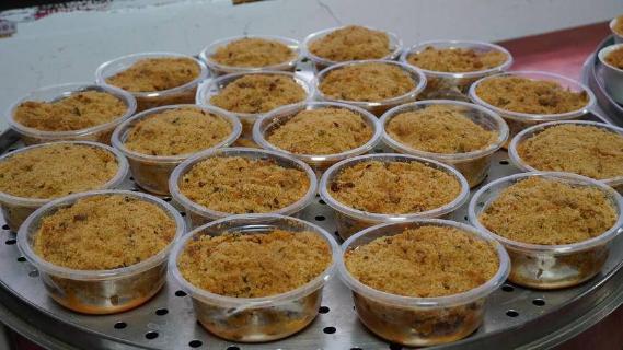 恩施鹤峰：一碗蒸扣 用肉的丰腴和菜的清甜期盼春节团圆