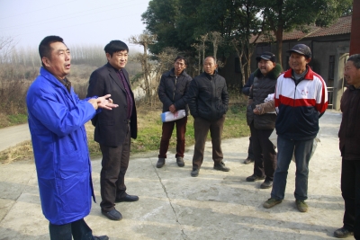 养猪大户王居林 致富不忘众乡邻