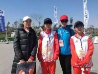 荆门市体育艺术学校小将斩获郑州国际马拉松赛冠军 