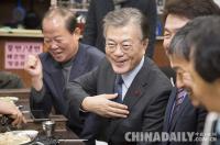 韩国大选 文在寅重夺“一马当先”位置