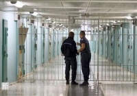 法国监狱囚犯严重超员 狱管罢工拒绝收押  