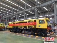 中国首次向国外出口成套铁路大型养路机械