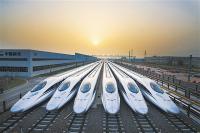 中国高铁演绎世界版速度与激情