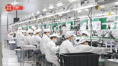 习近平四川行丨创新发展 光影筑梦——走进极米光电有限公司