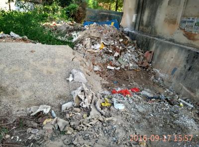 铁路高架桥墩隐患重重