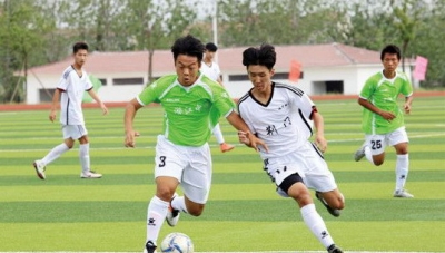 我市两所学校在  省级足球赛获佳绩