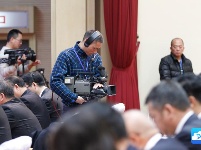 2016年两会侧记：记者风采