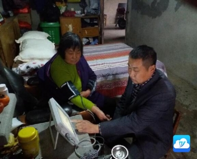 市卫计局推进乡村公共卫生服务制度创新 全力打造服务农村群众的“精兵强将”