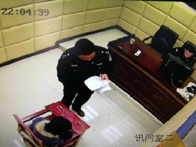 暗度陈仓 菜市场暗藏赌场