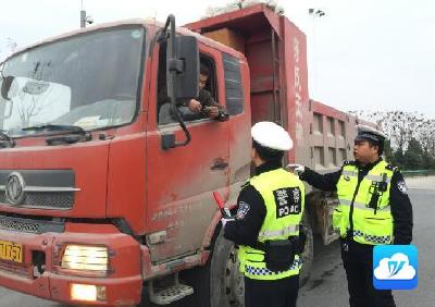 省公安厅高速公路警察总队开展“防事故 结硬仗”政治行动