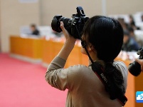 2016年两会侧记：记者风采