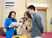 2016年两会侧记：记者风采