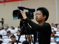 2016年两会侧记：记者风采