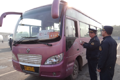 春运道路客运量比去年增长1%形势严峻  619台客车投入班线客运集中发力