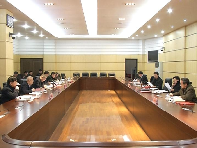 李修武主持召开市委中心组专题学习会议