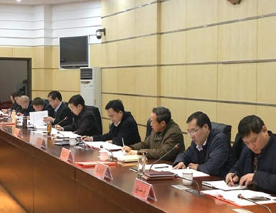 李修武主持召开市委常委（扩大）会议