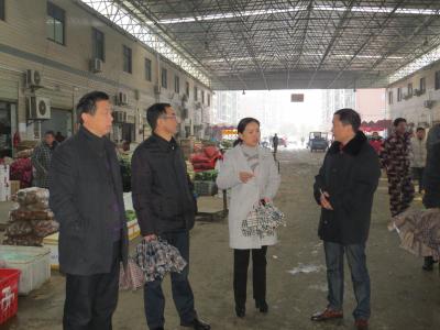 我市开展“节前”食品安全联合检查