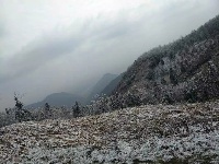 大冶登山爱好者赏七峰山雪景