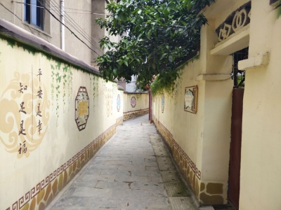 “牛皮癣”不见了  公益广告多了 城市“脸面”神清气爽更动人
